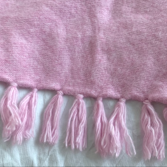 🆕Anthropologie Tasseled Scarf - Picture 4 of 8